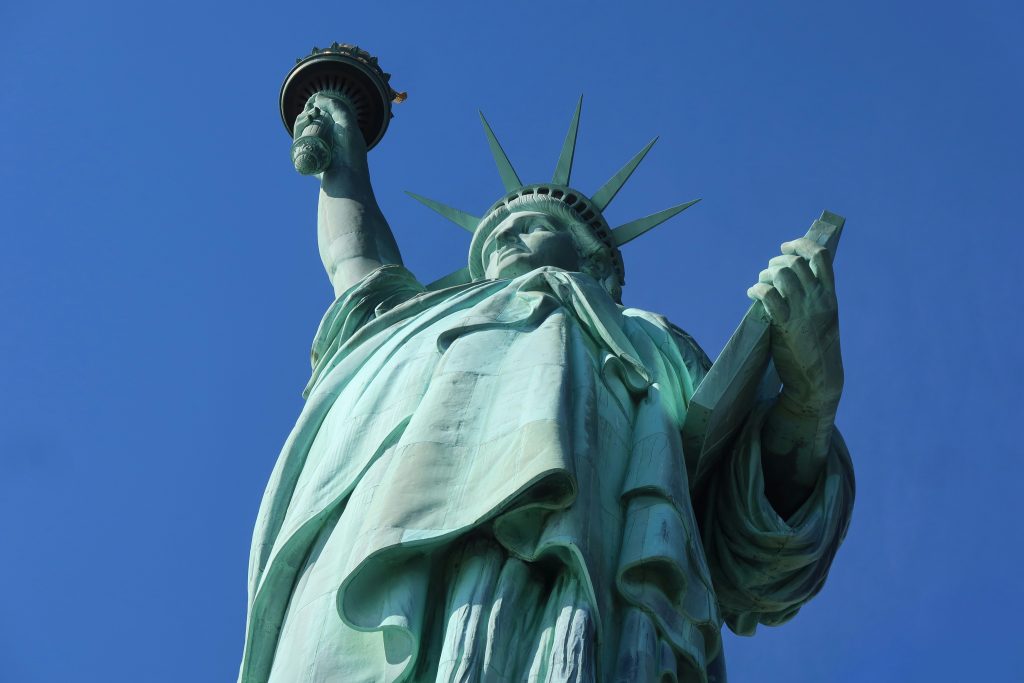 Statue of Liberty | The Becraft Guide to How to Get a Green Card | Law Office of Todd Becraft